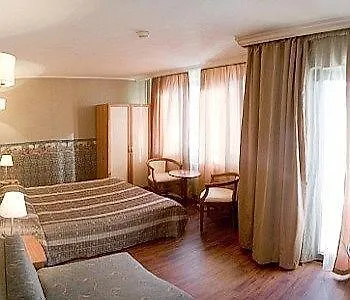 Aneli Hotel 3*